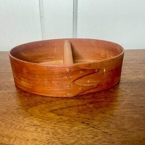 VTG-style Shaker Oval Divided Box Steam-Bent Cherry Wood Swallowtail-Lapper